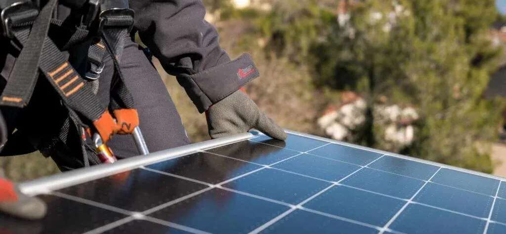 mantenimiento de placas solares